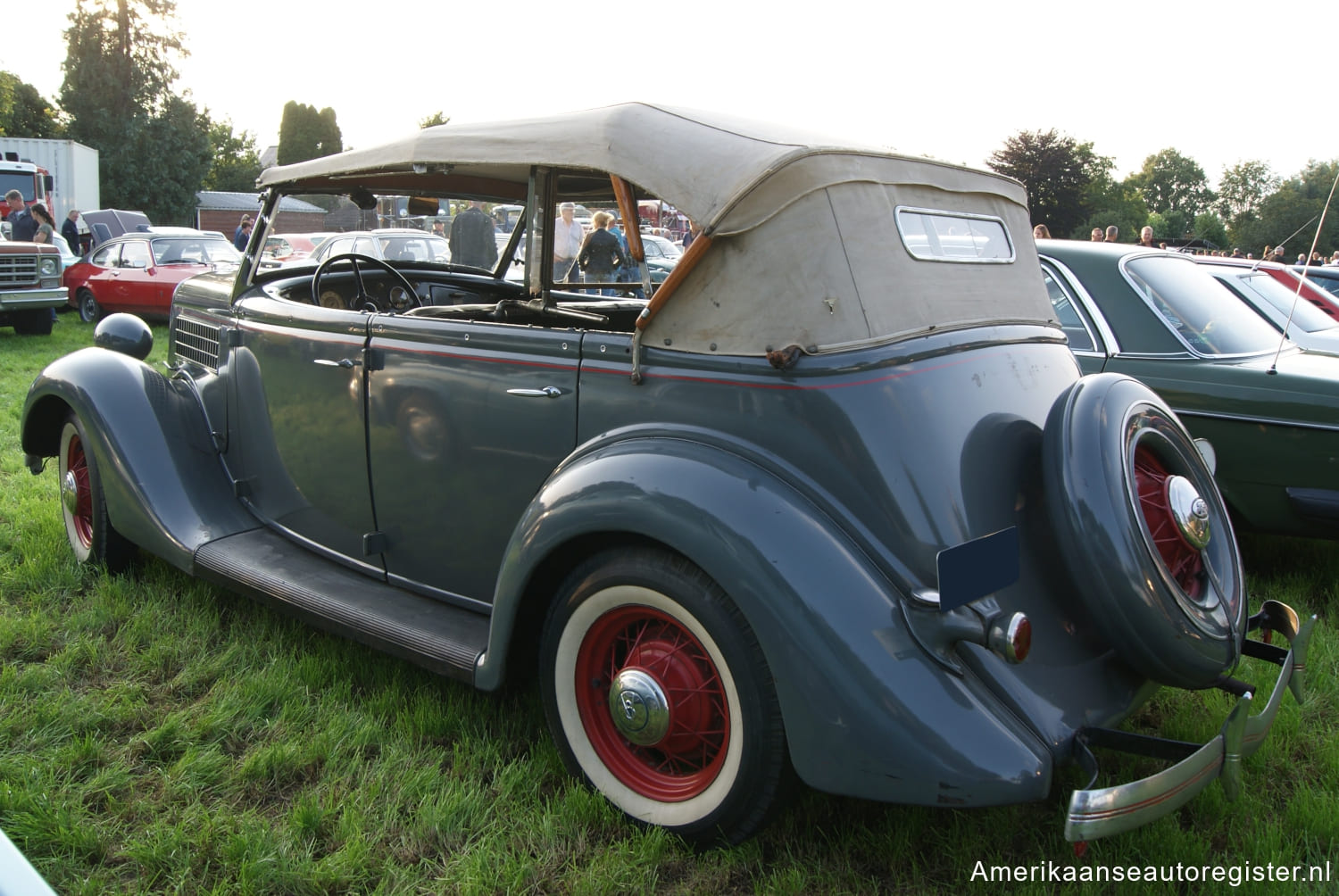 Ford V-8 uit 1935