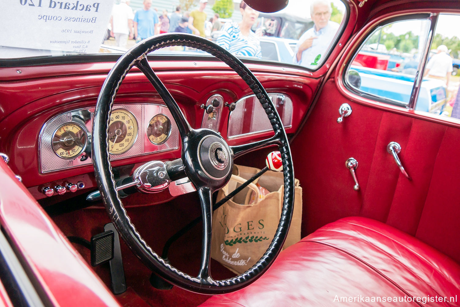 Packard One-Twenty uit 1936