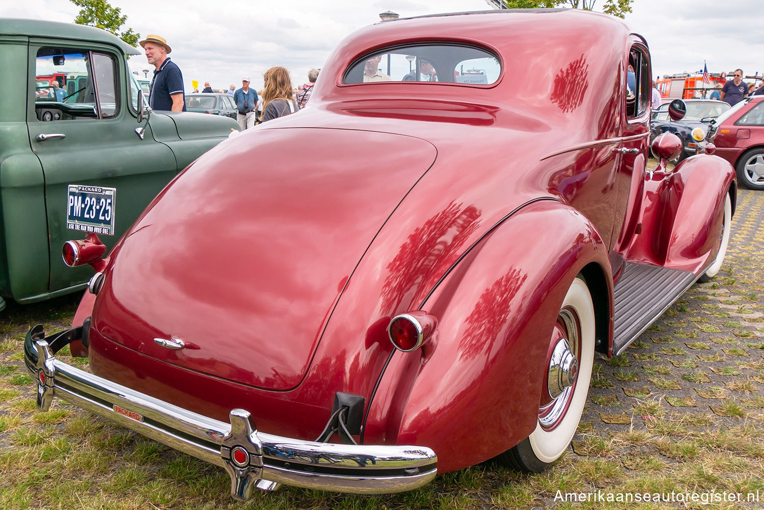 Packard One-Twenty uit 1936