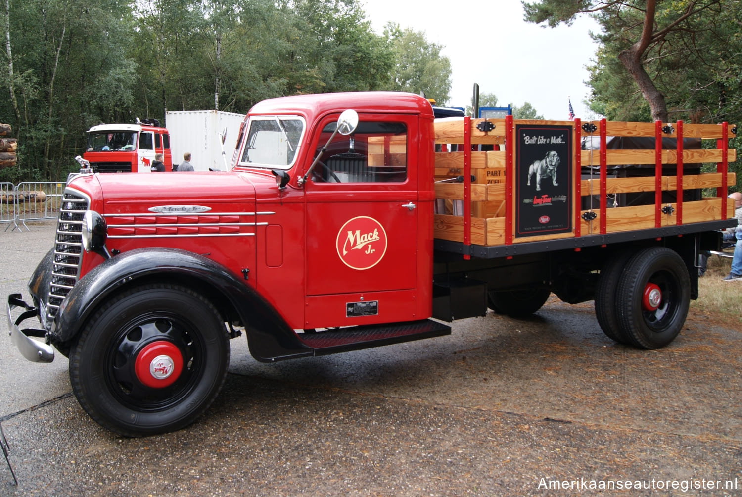 Vrachtwagens Mack uit 1937