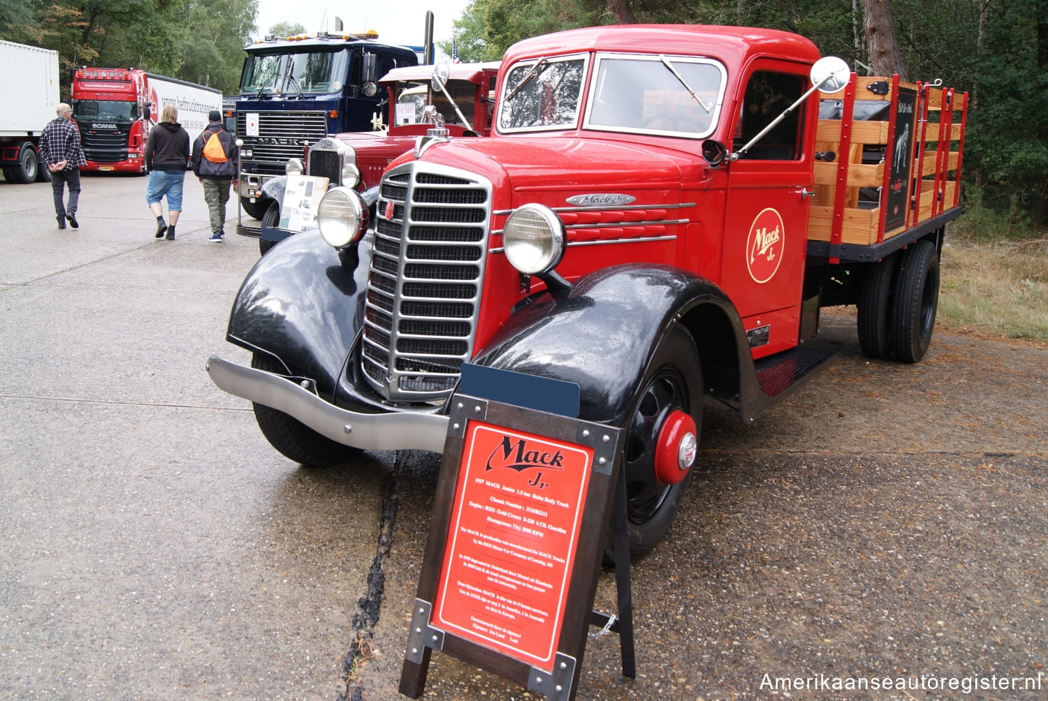 Vrachtwagens Mack uit 1937