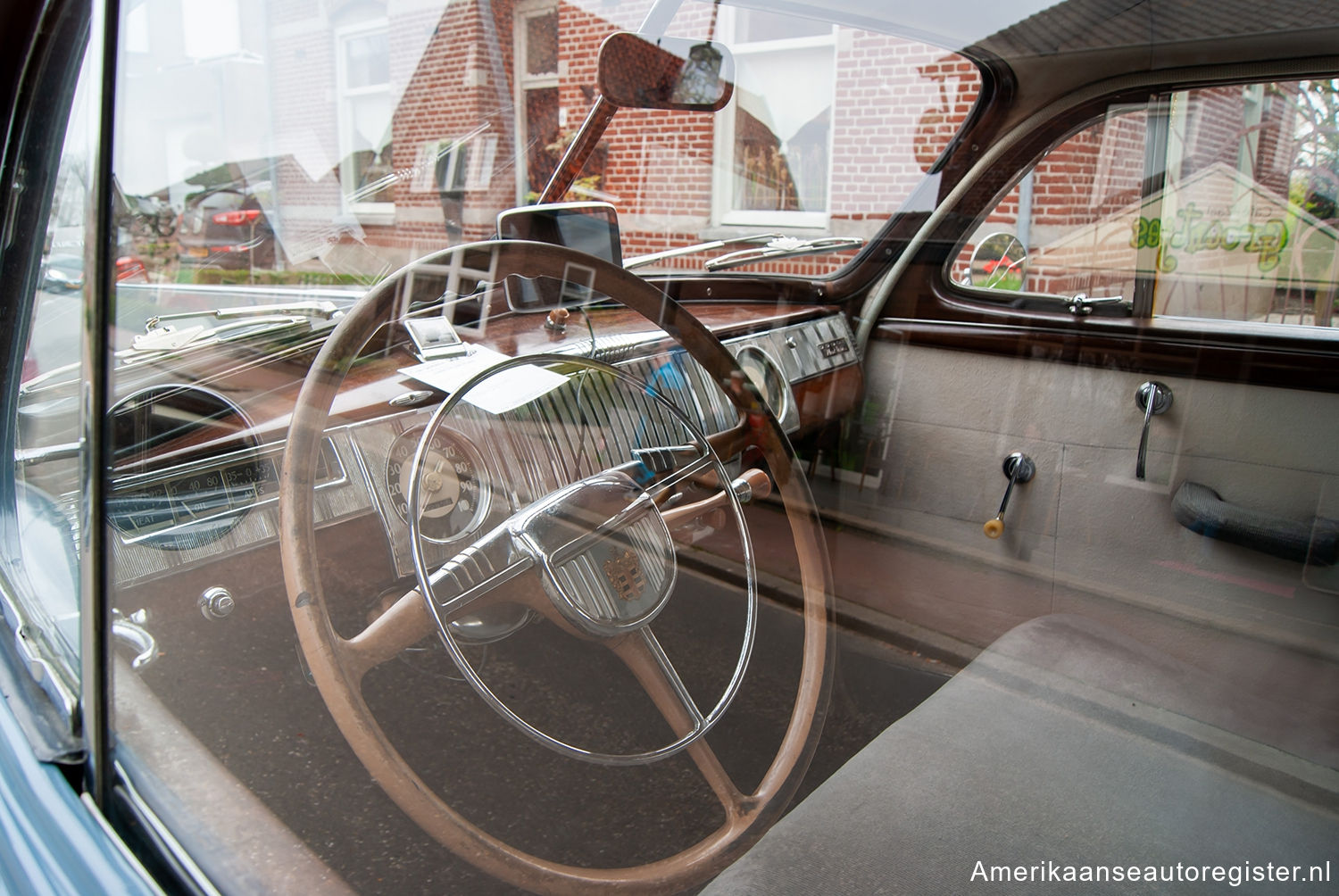 Dodge DeLuxe uit 1946