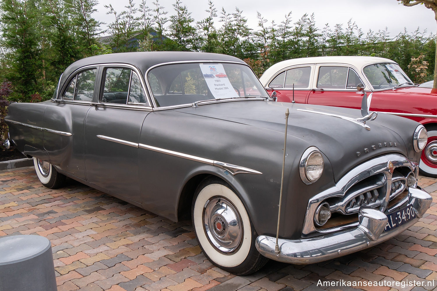 Packard 300 uit 1951