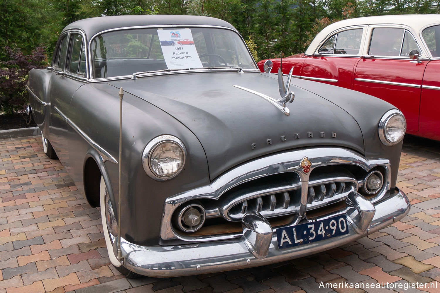 Packard 300 uit 1951