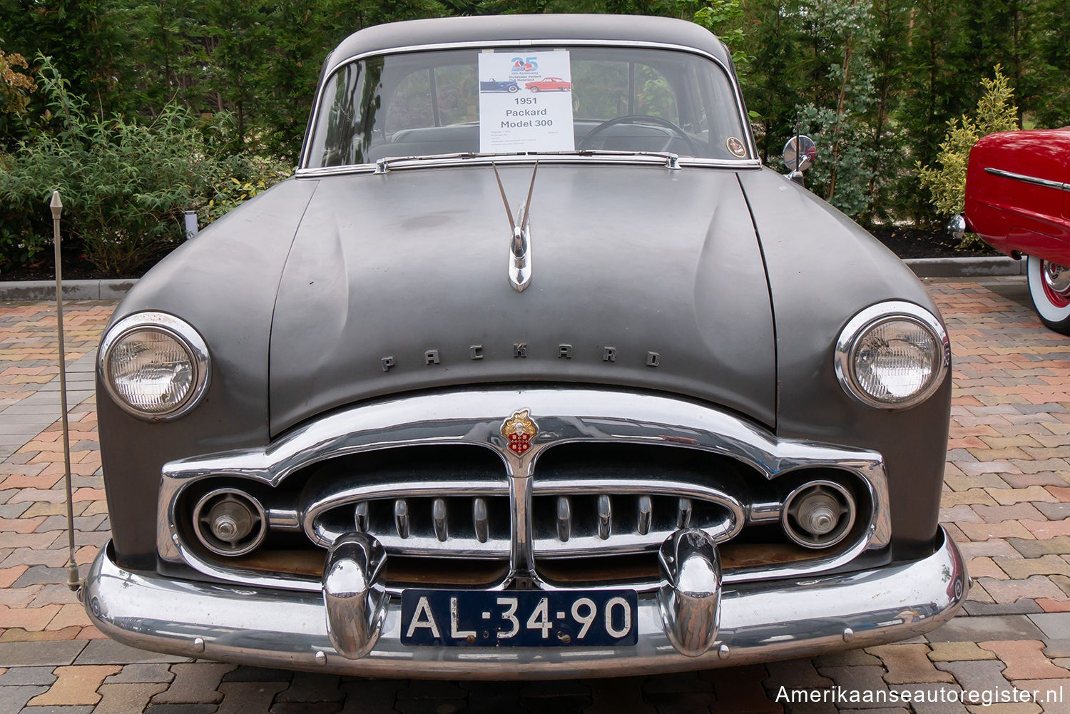 Packard 300 uit 1951