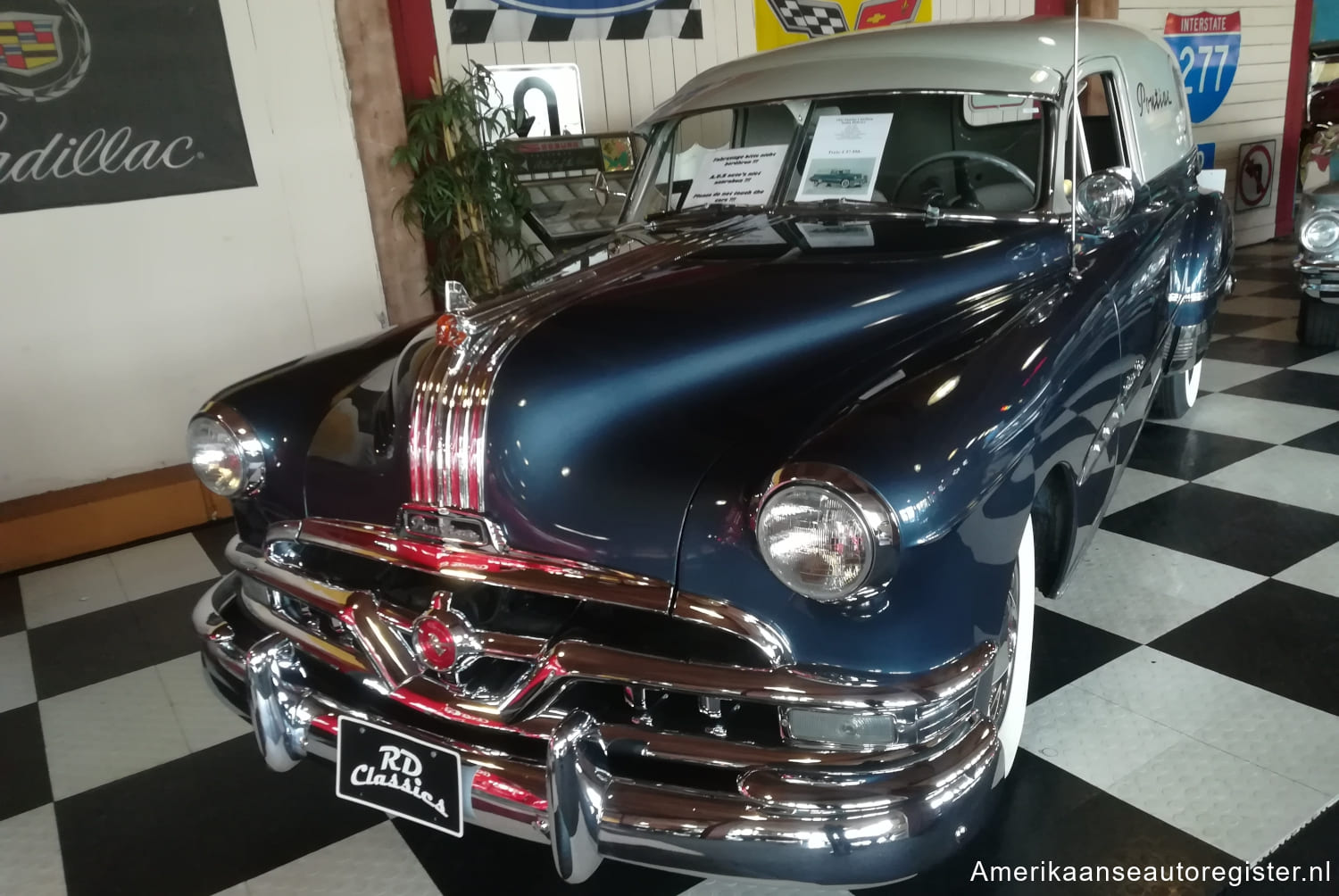 Pontiac Chieftain uit 1951