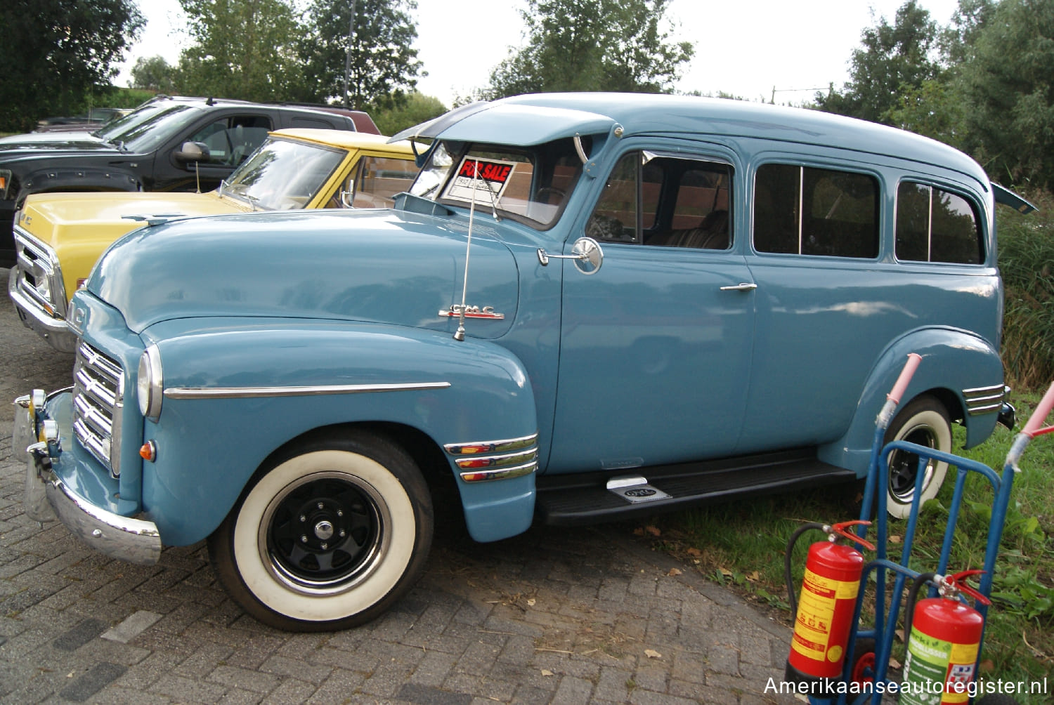 Gmc Suburban uit 1952