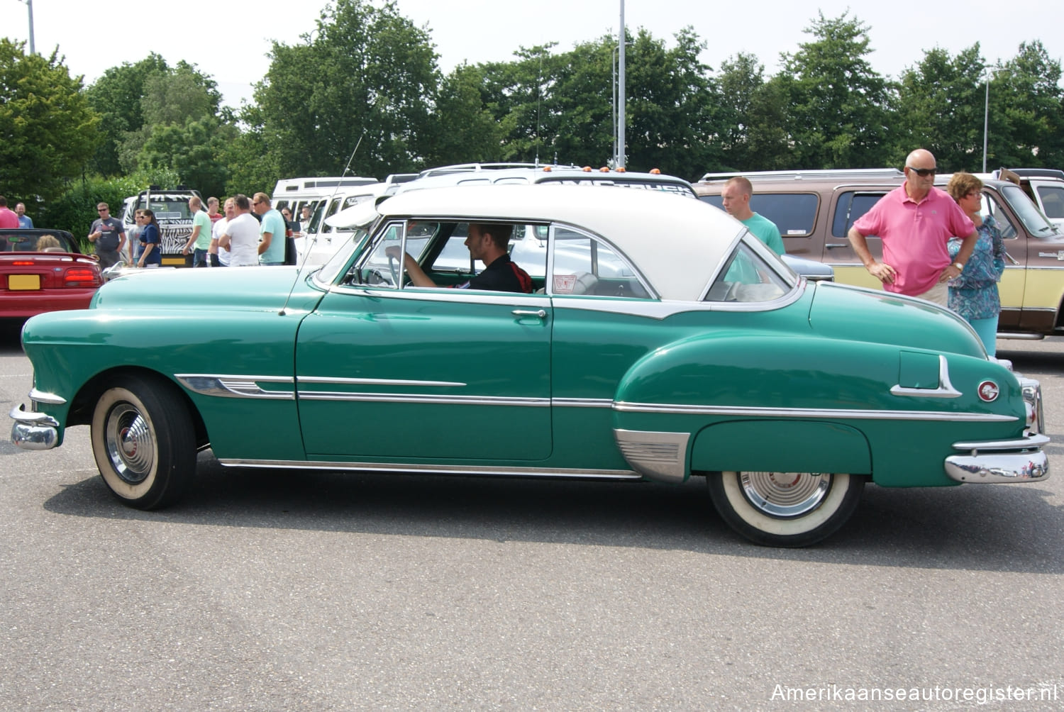 Pontiac Chieftain uit 1952