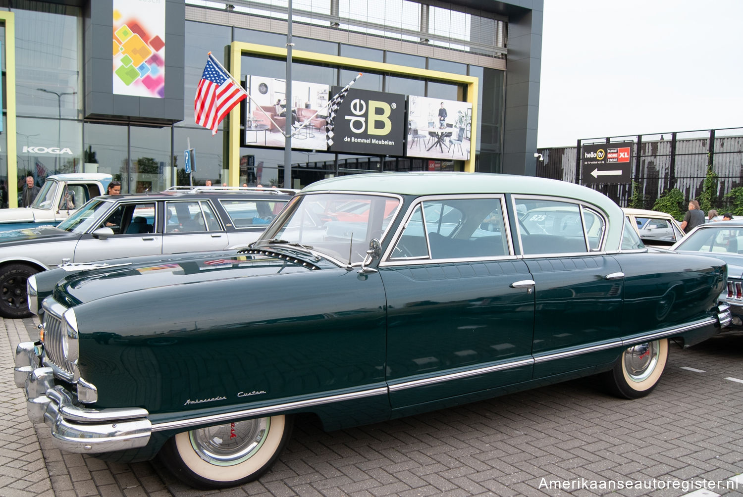 Nash Ambassador uit 1953