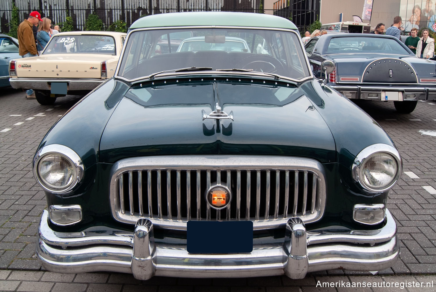 Nash Ambassador uit 1953