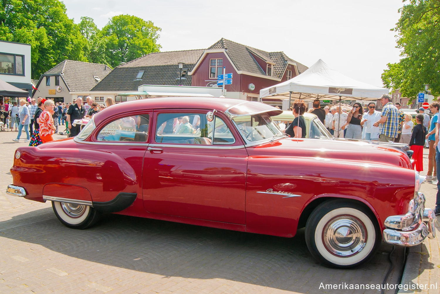 Pontiac Chieftain uit 1953