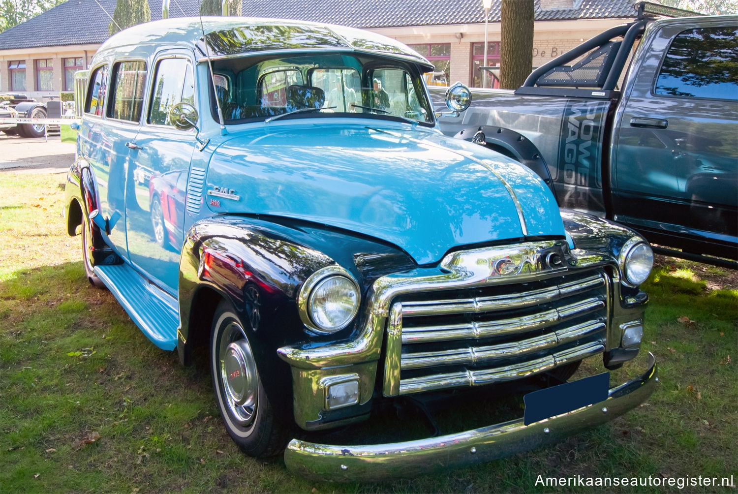 Gmc Suburban uit 1954