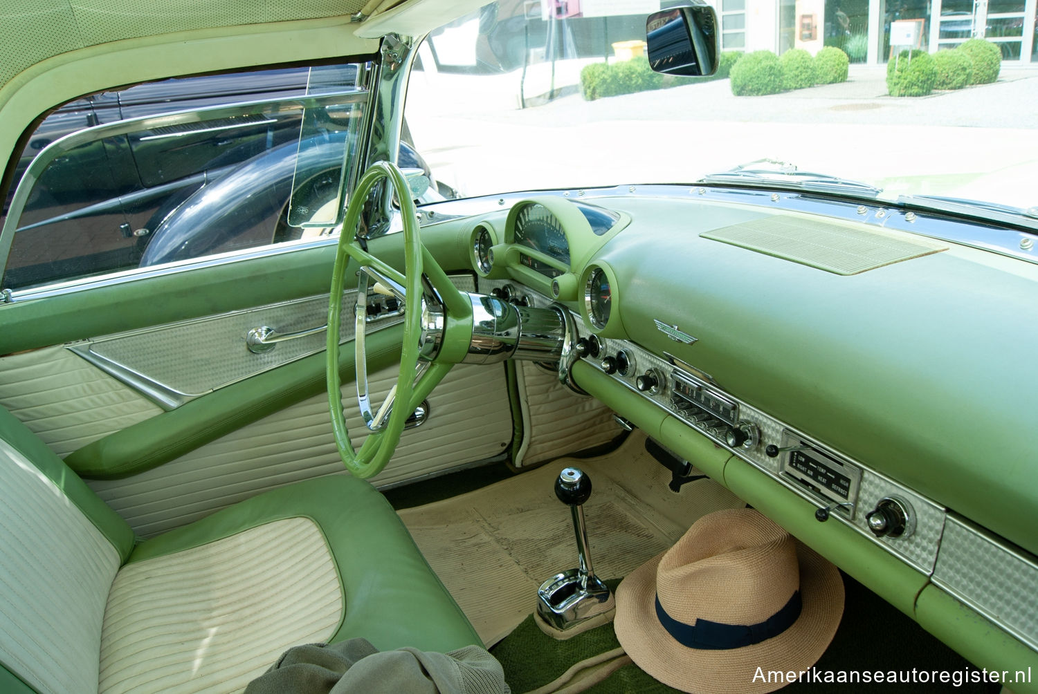 Ford Thunderbird uit 1956