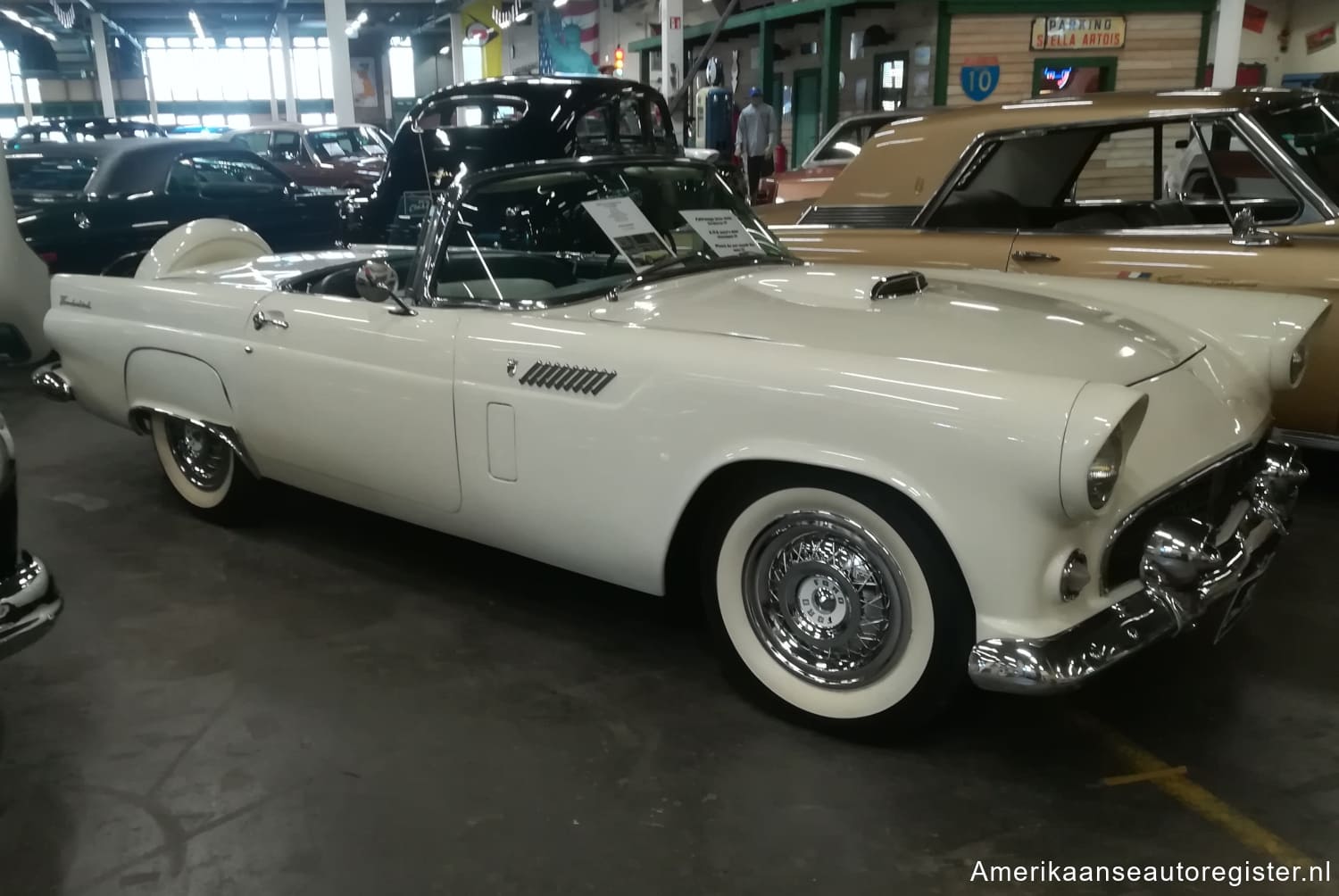 Ford Thunderbird uit 1956