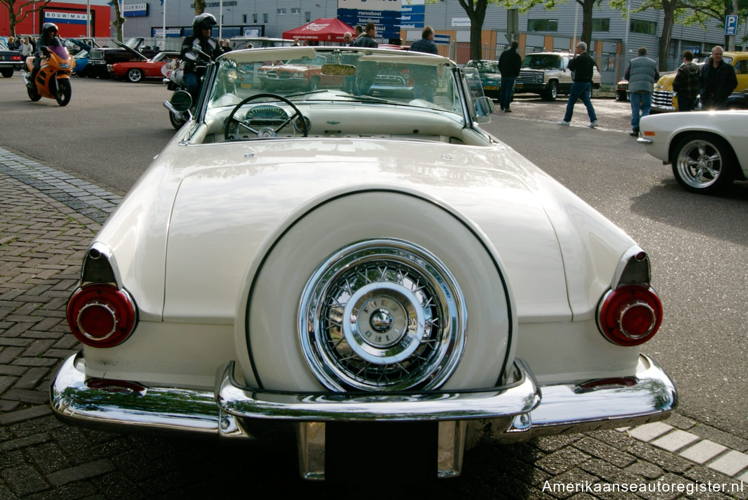 Ford Thunderbird uit 1956