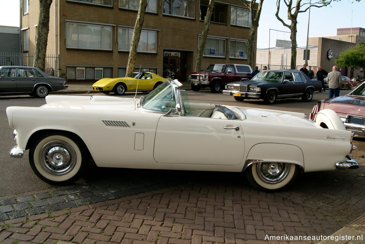 Ford Thunderbird uit 1956