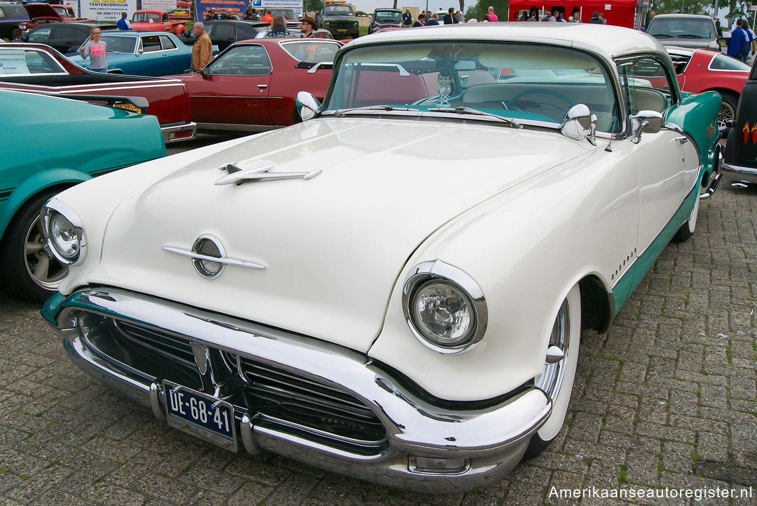 Oldsmobile Ninety-Eight uit 1956