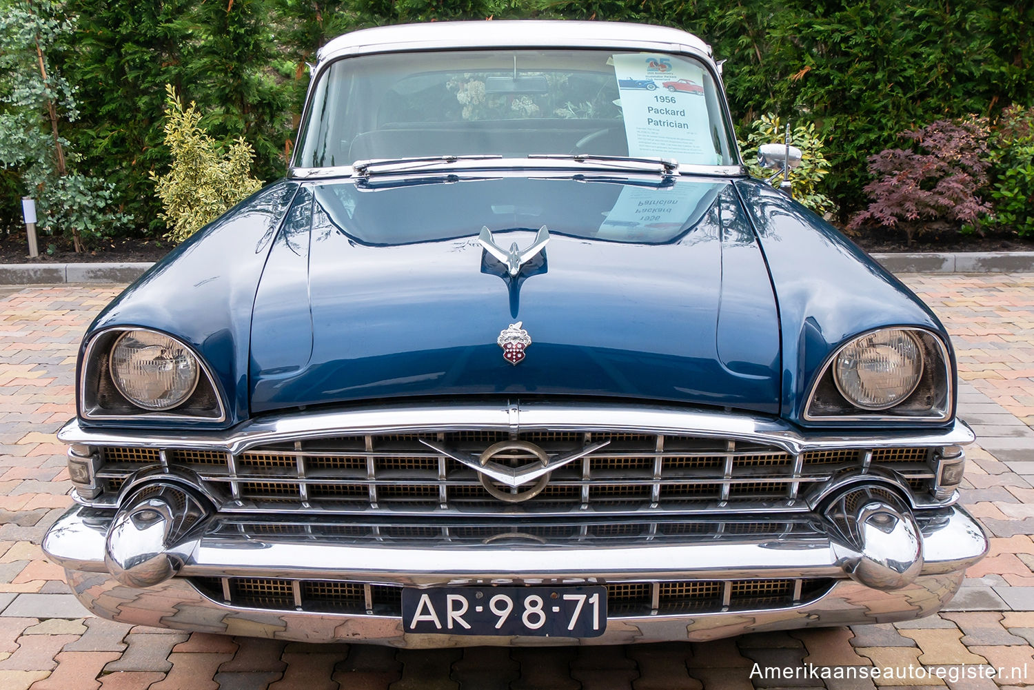 Packard Patrician uit 1956