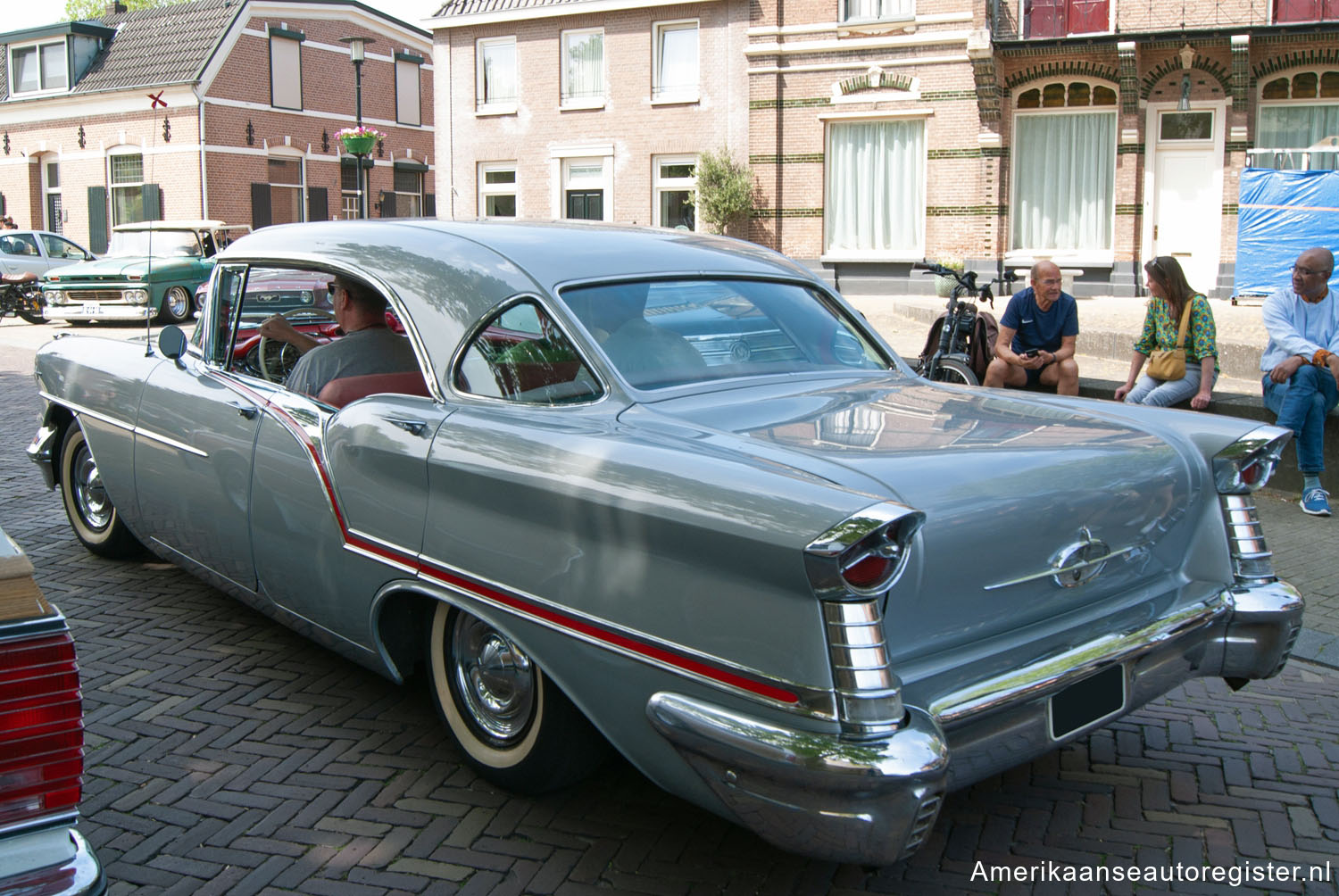 Oldsmobile 88 uit 1957