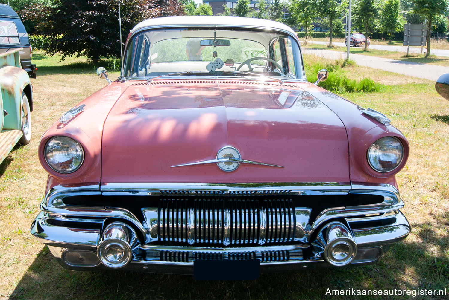 Pontiac Chieftain uit 1957