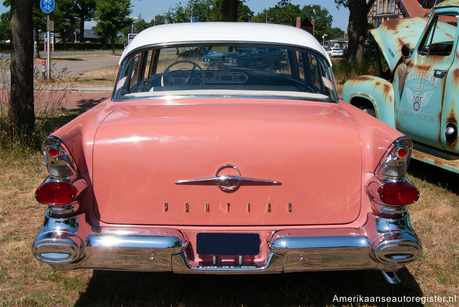 Pontiac Chieftain uit 1957