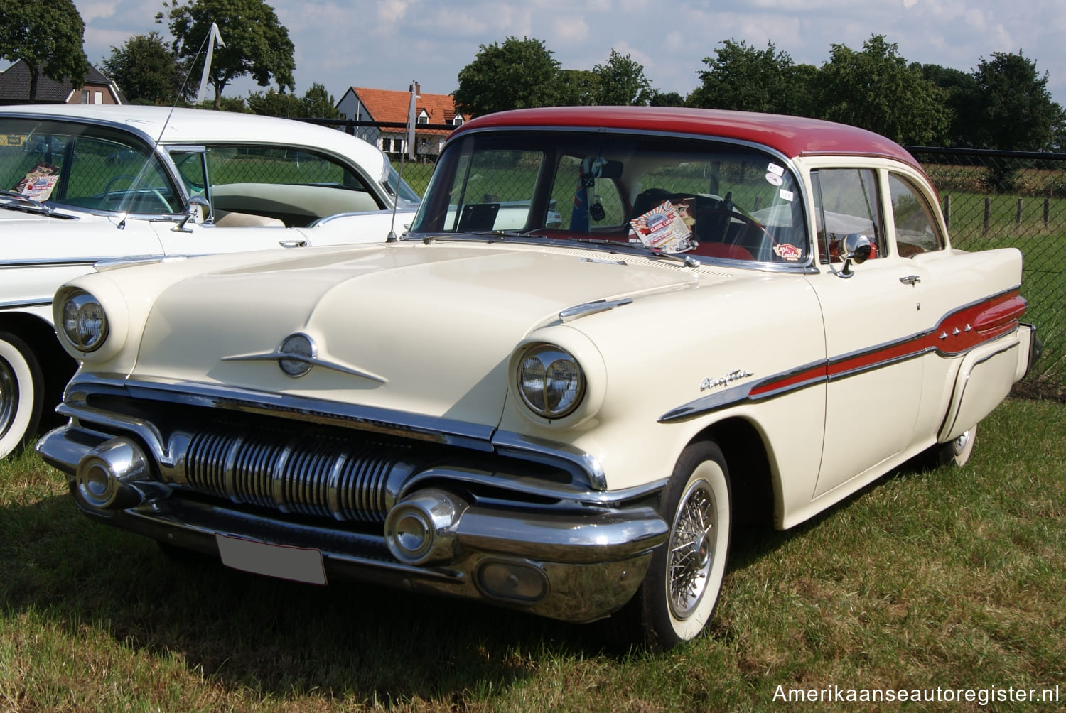 Pontiac Chieftain uit 1957