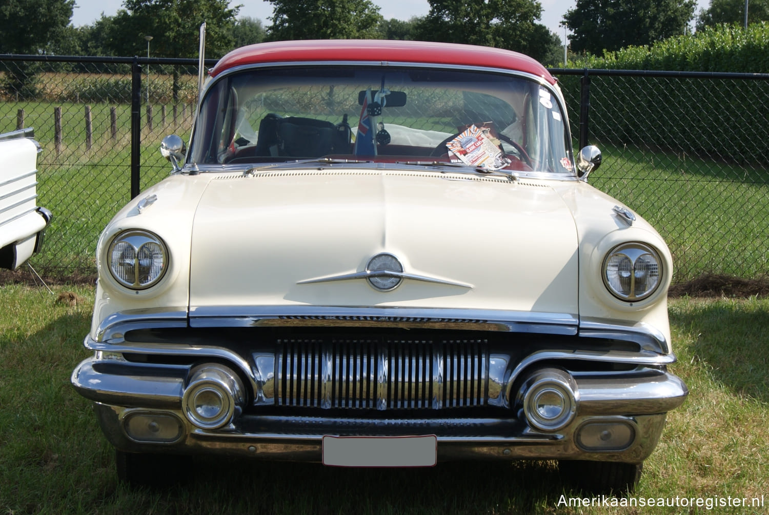 Pontiac Chieftain uit 1957