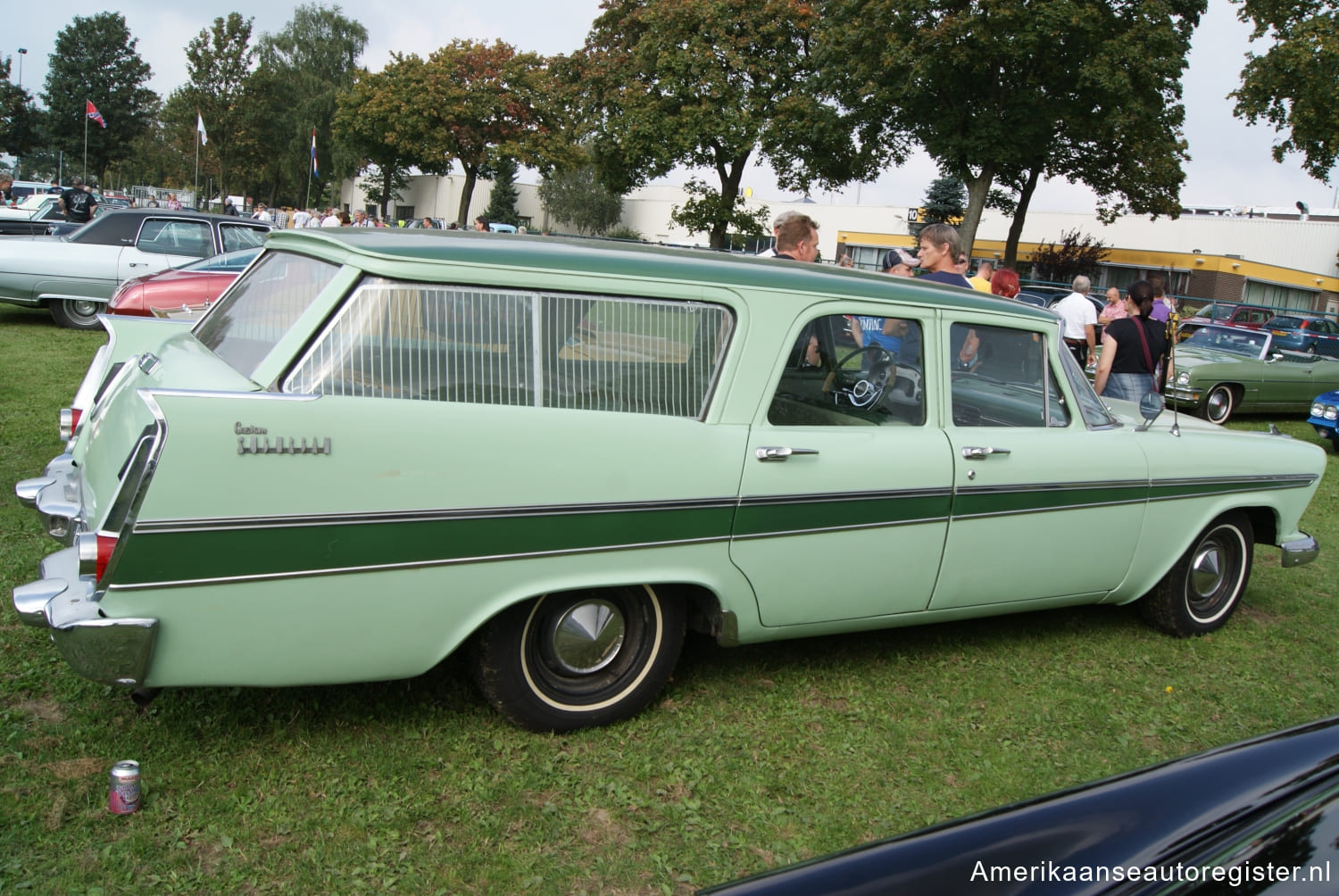 Plymouth Suburban uit 1958