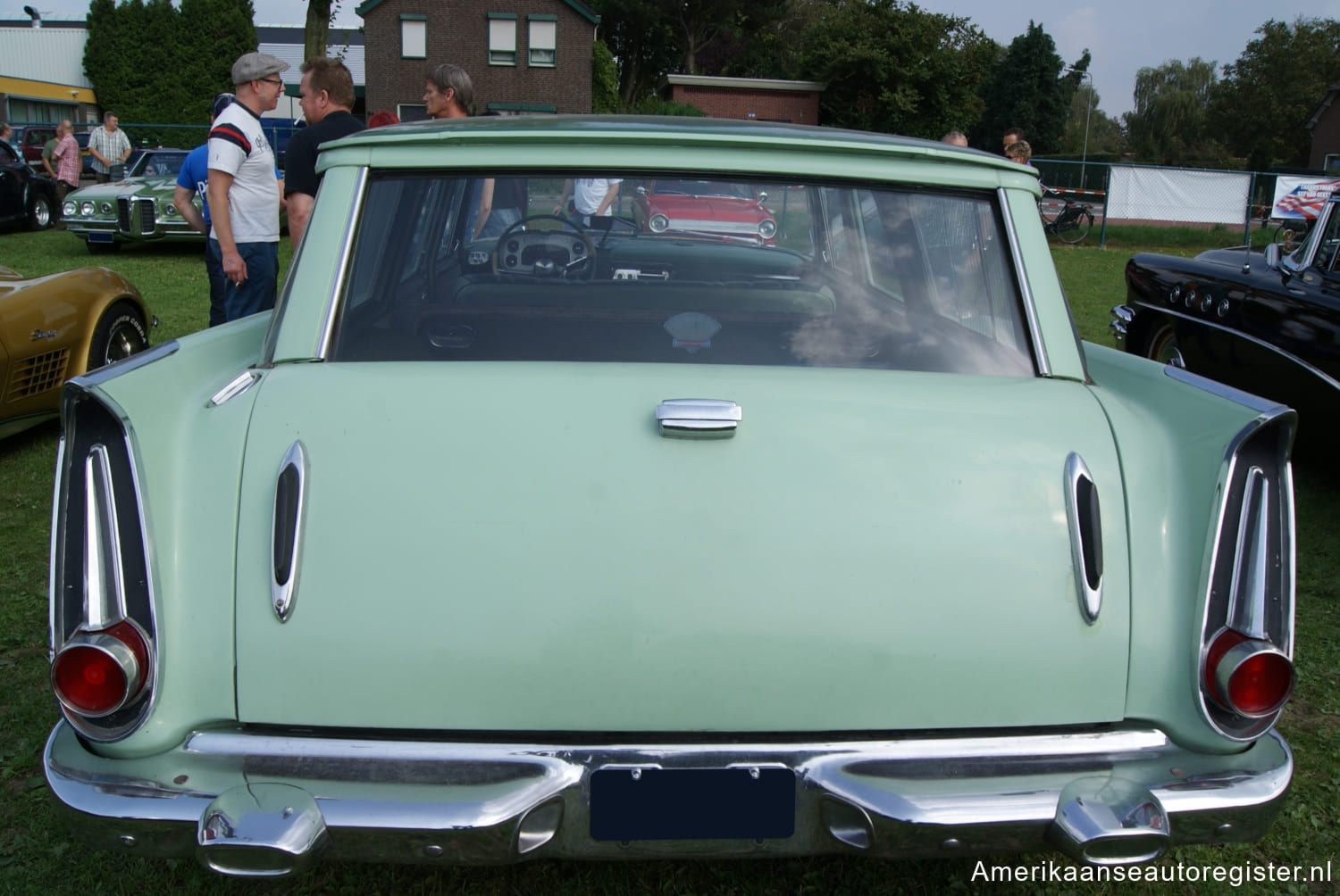 Plymouth Suburban uit 1958