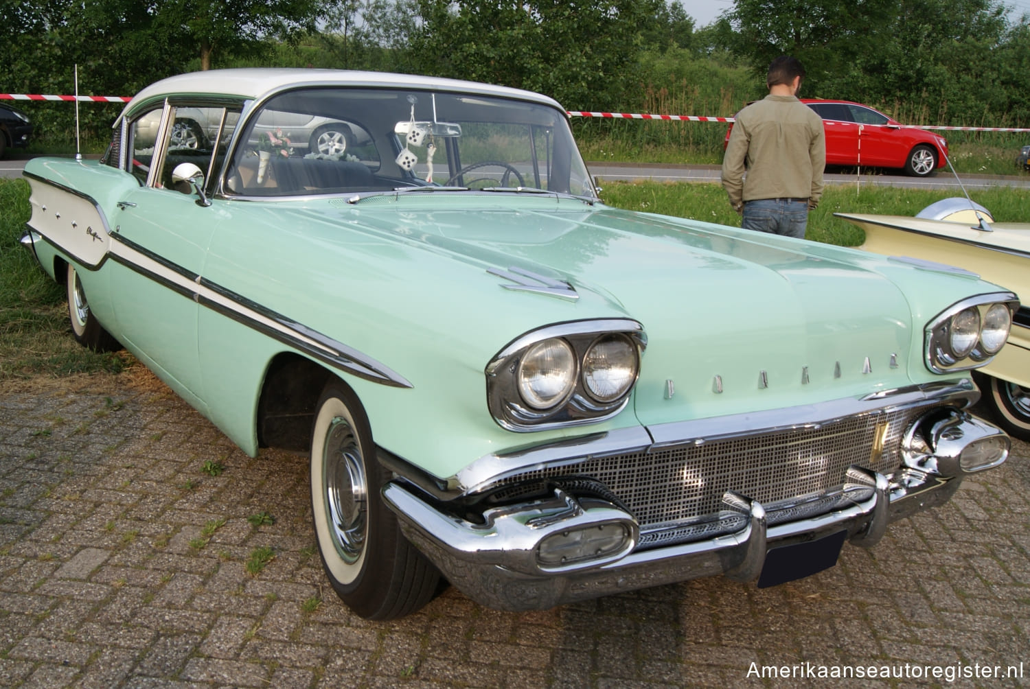 Pontiac Chieftain uit 1958