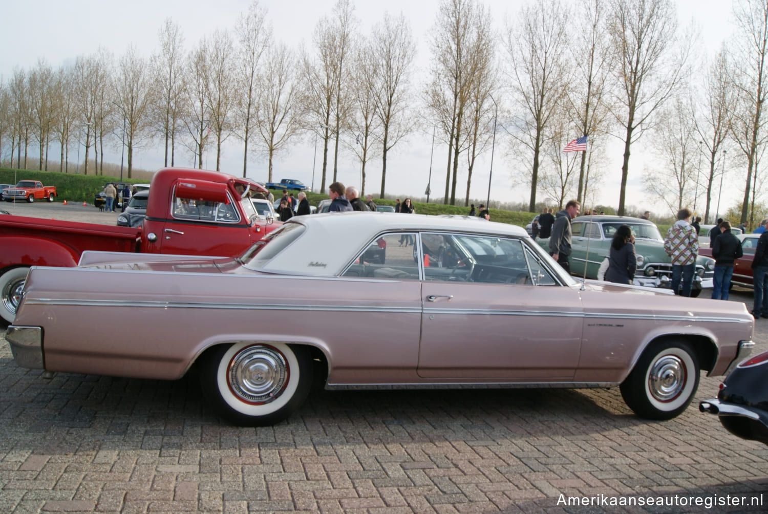 Oldsmobile 88 uit 1963