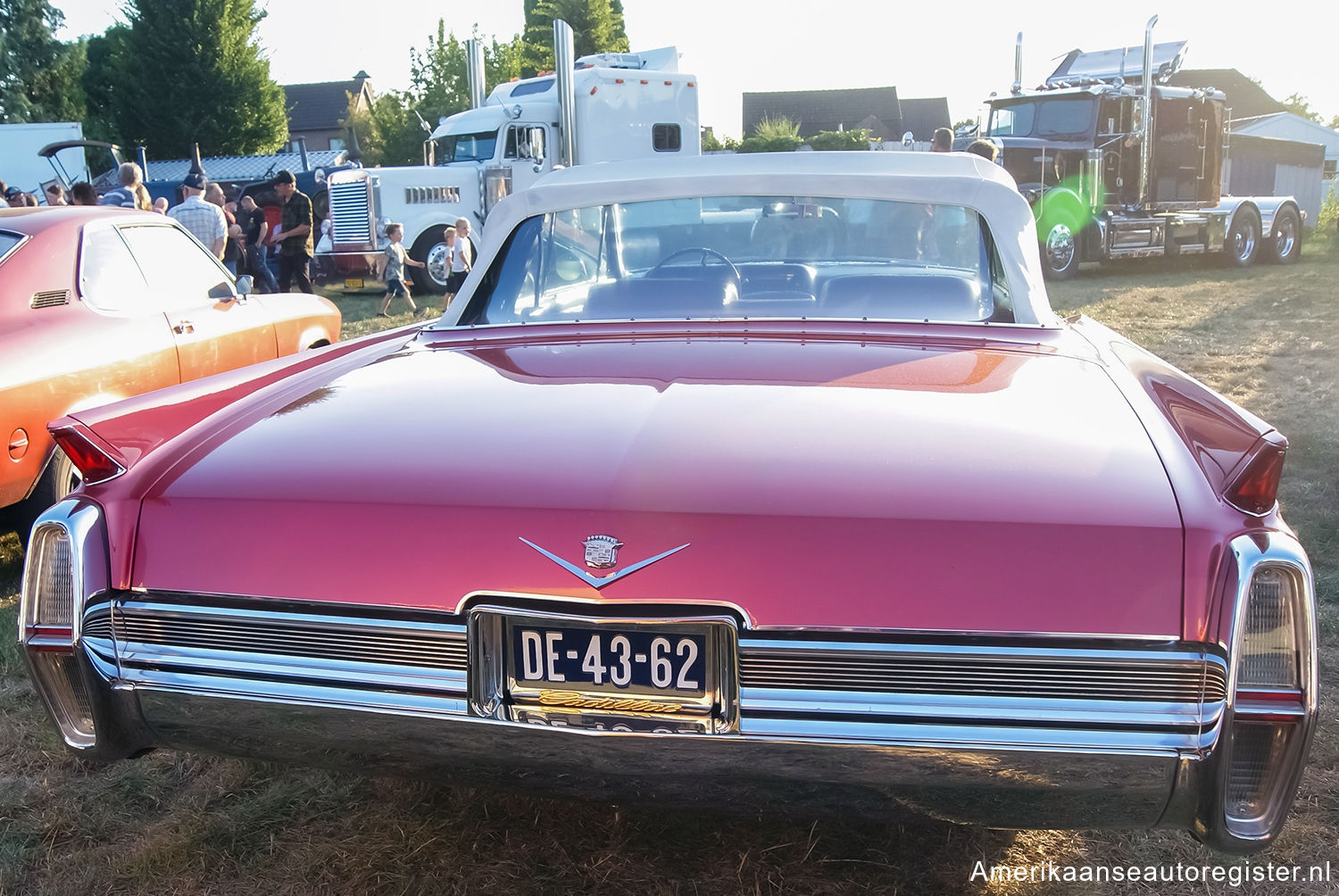 Cadillac DeVille uit 1964