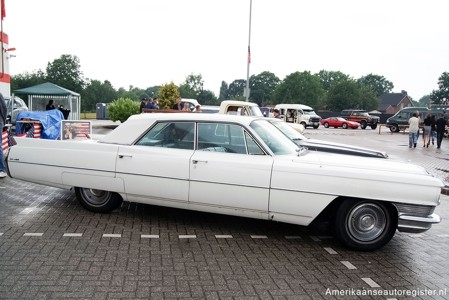 Cadillac DeVille uit 1964