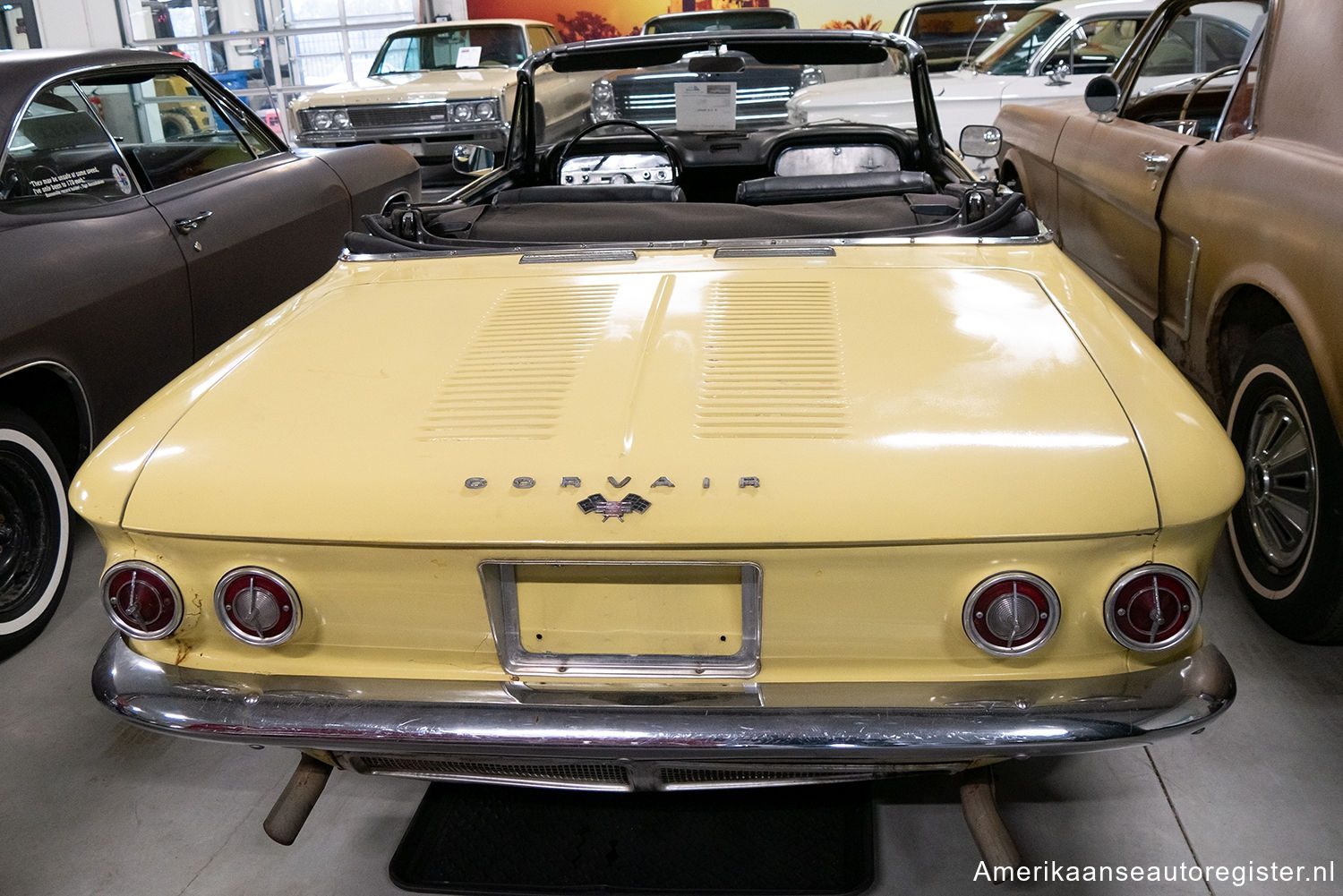 Chevrolet Corvair uit 1964