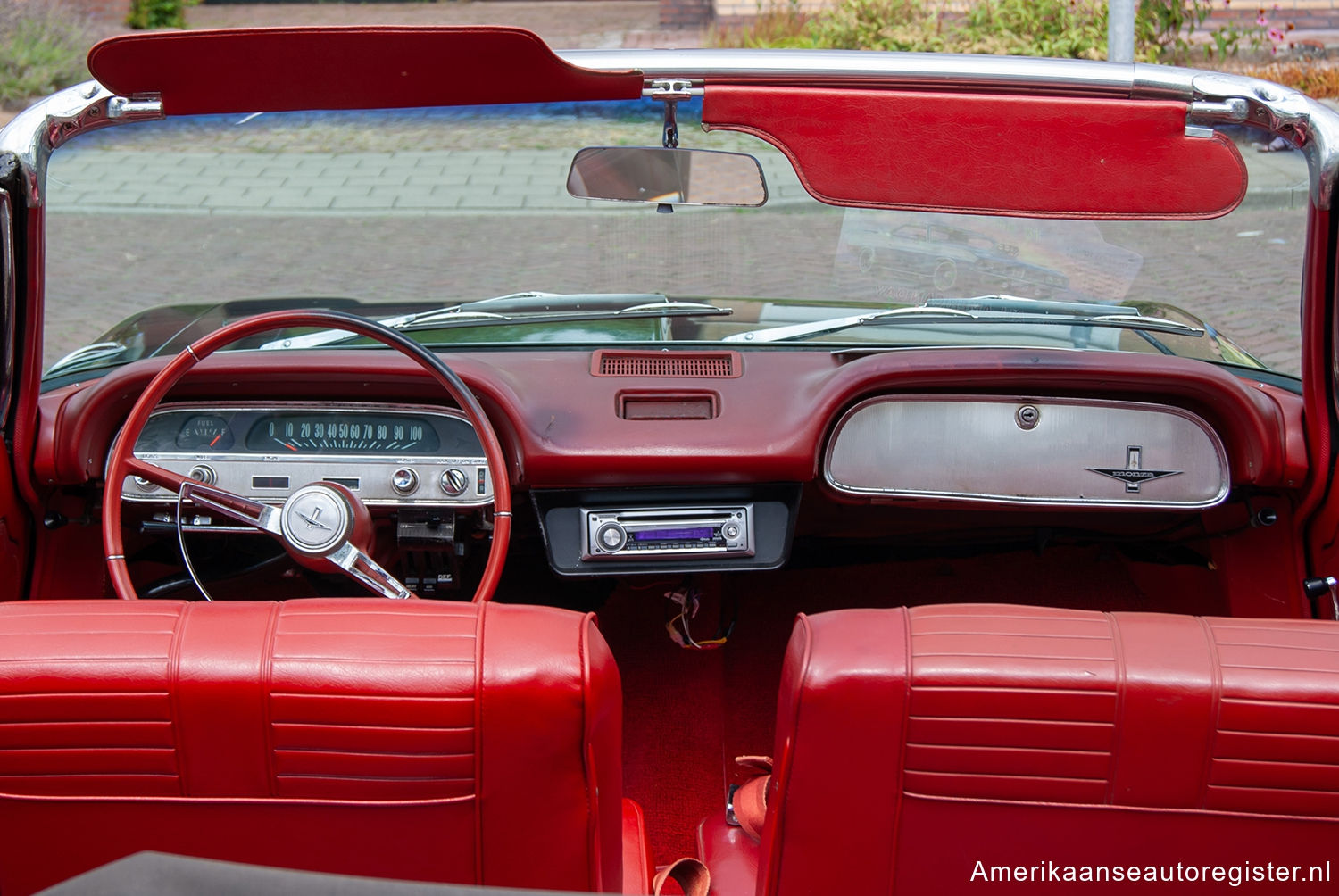 Chevrolet Corvair uit 1964