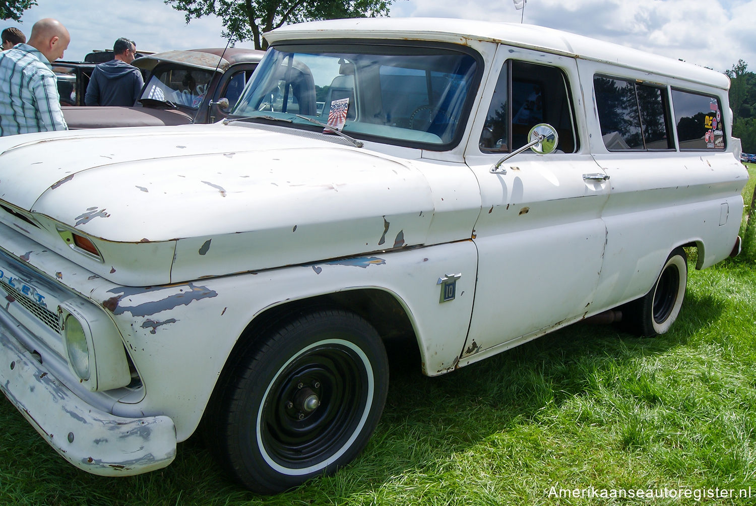 Chevrolet Suburban uit 1964