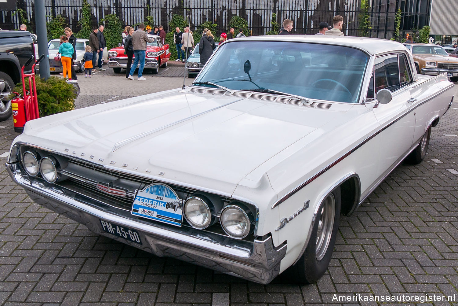 Oldsmobile 88 uit 1964