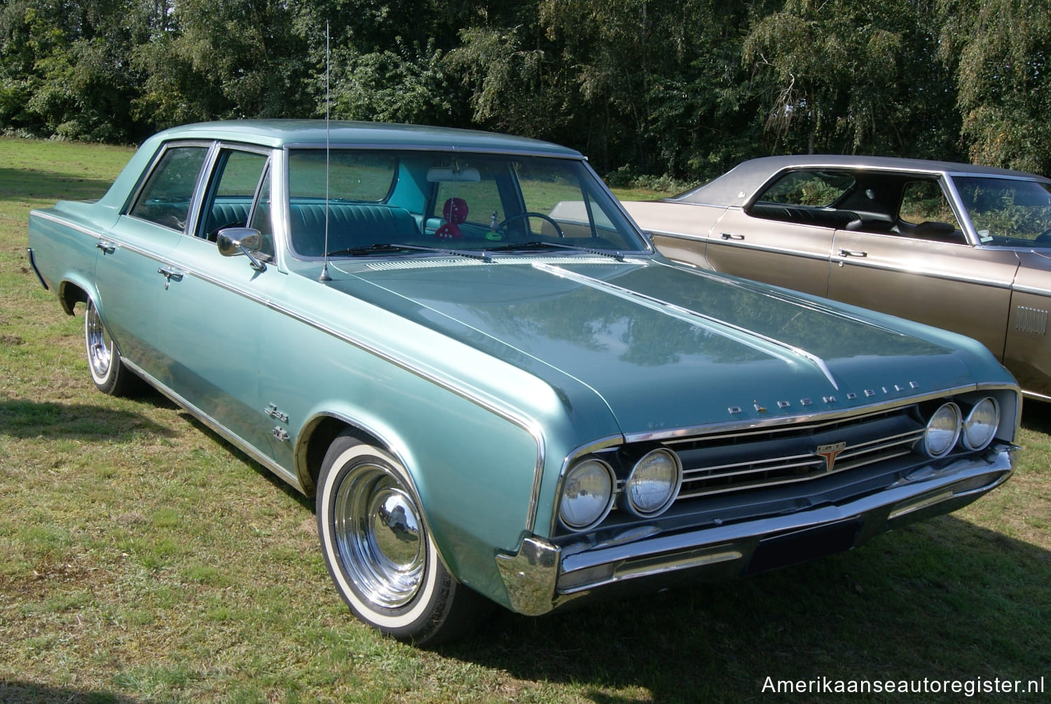 Oldsmobile F-85 uit 1964