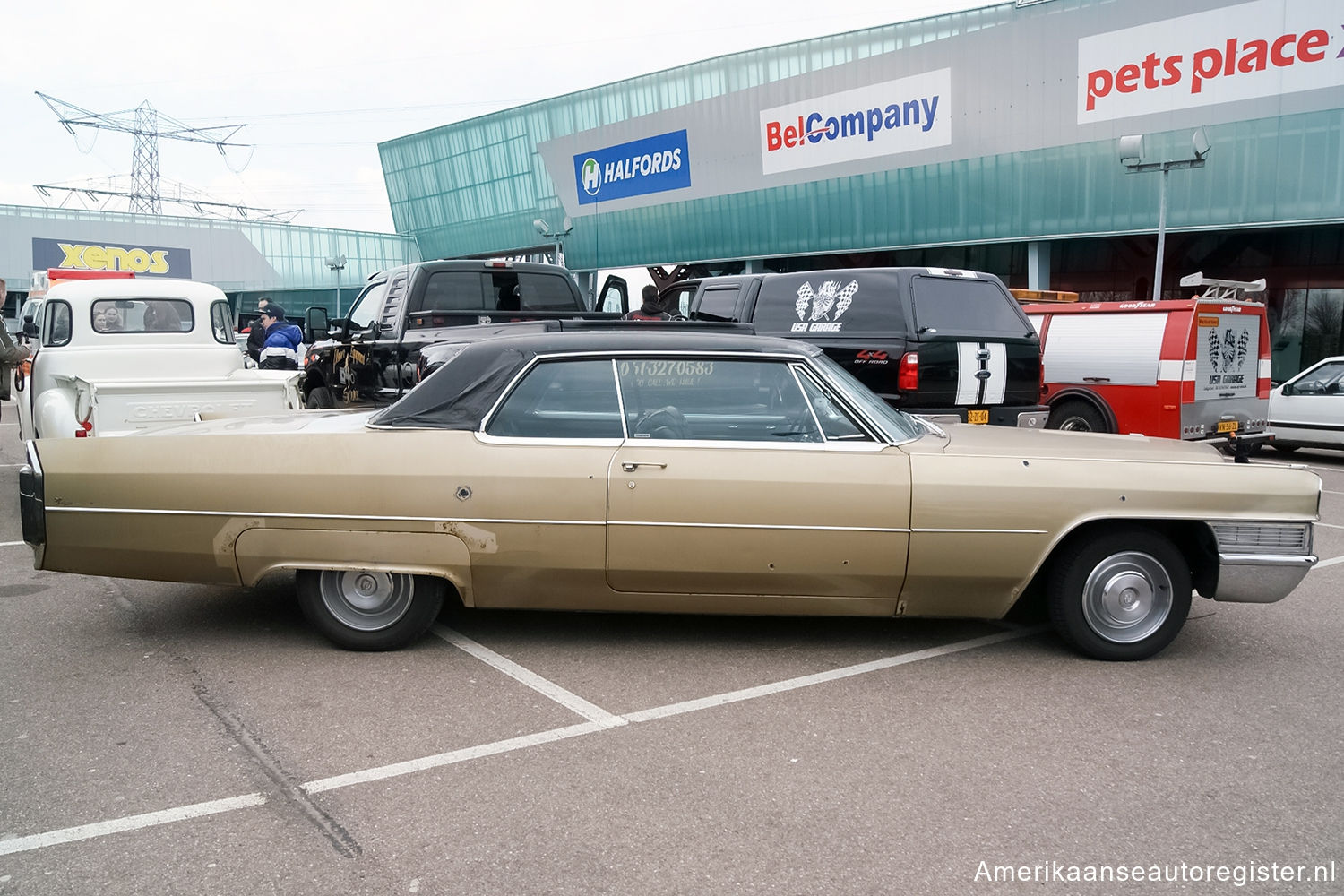 Cadillac DeVille uit 1965