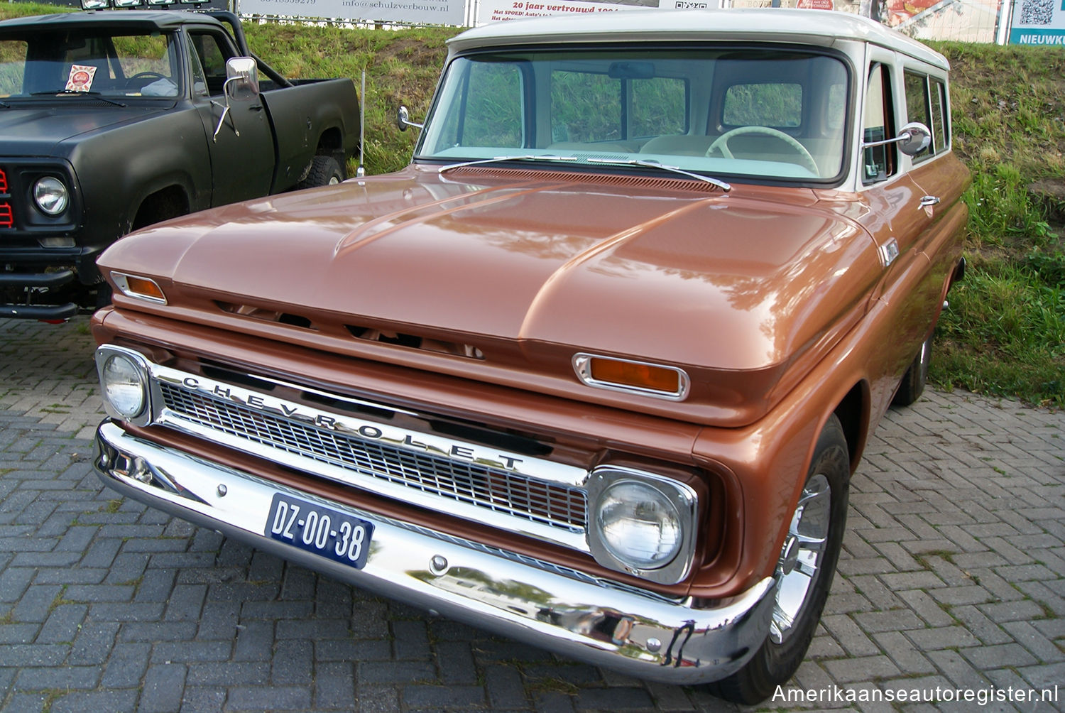 Chevrolet Suburban uit 1965