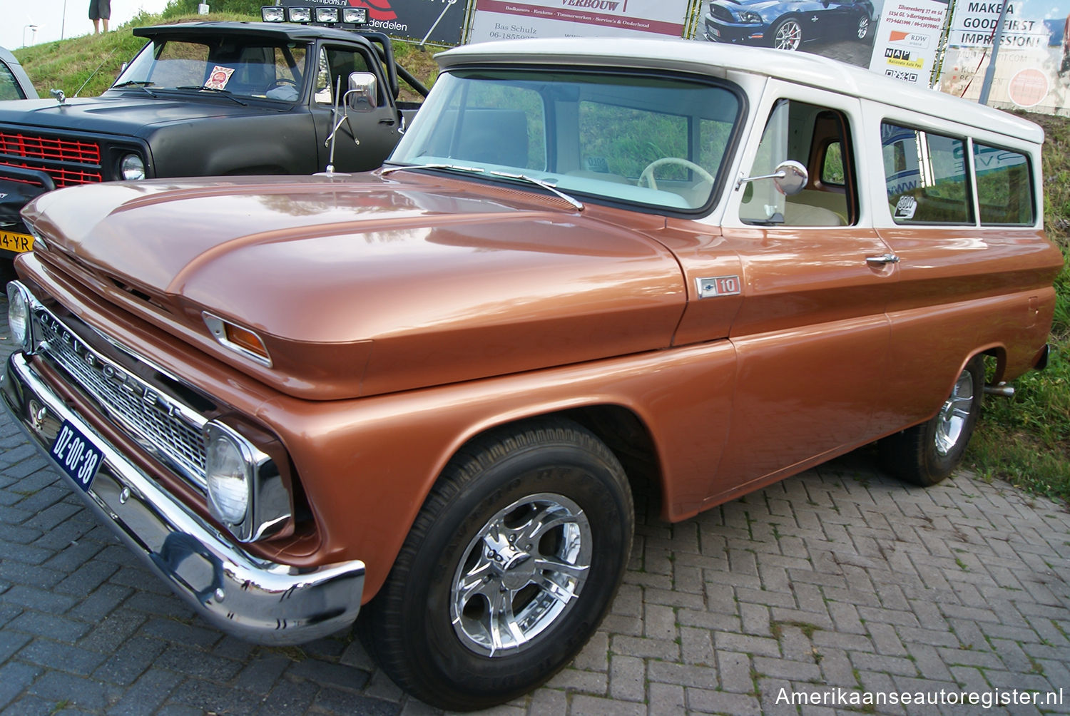 Chevrolet Suburban uit 1965