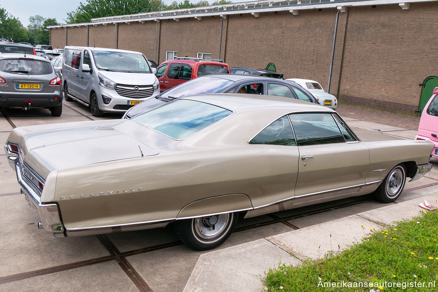 Pontiac Bonneville uit 1965