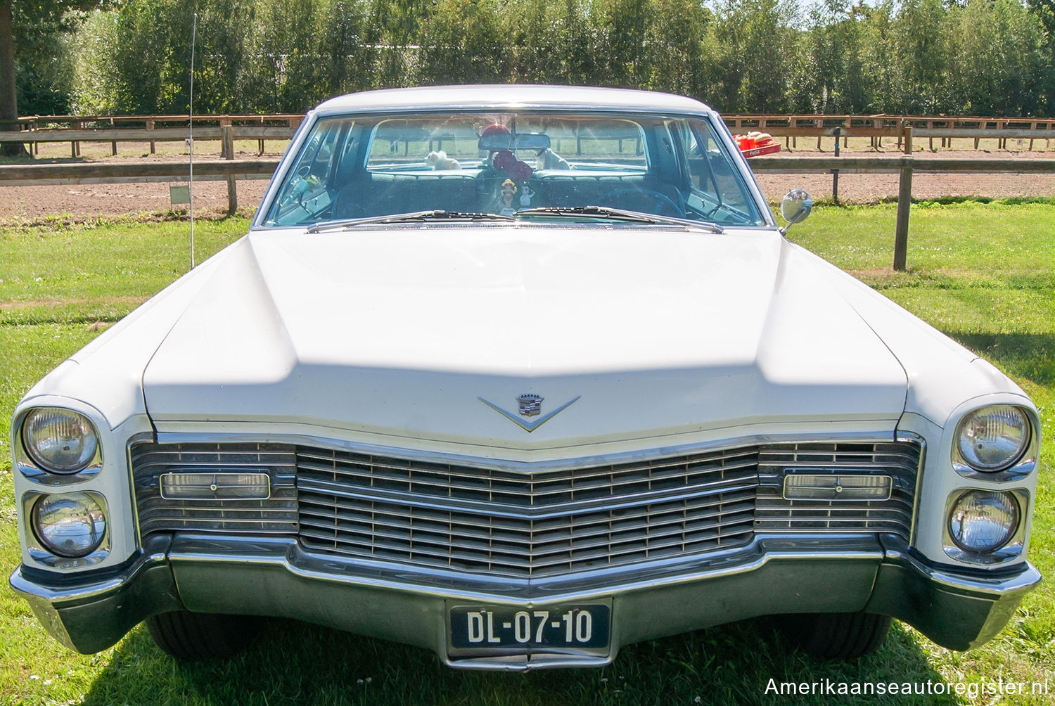 Cadillac DeVille uit 1966