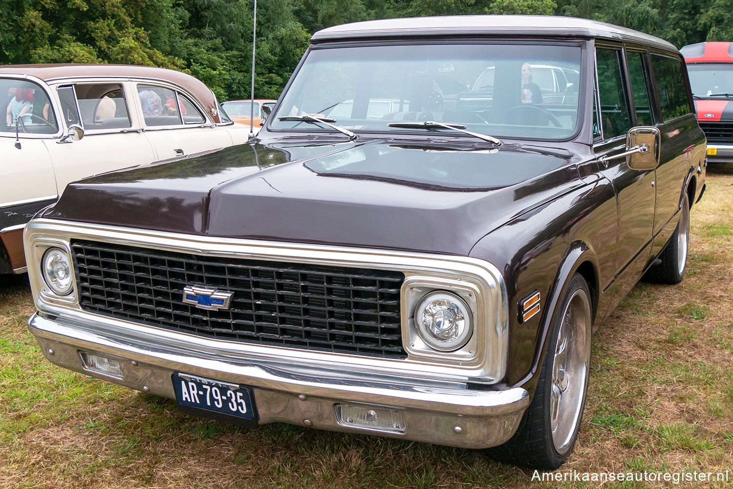 Chevrolet Suburban uit 1971