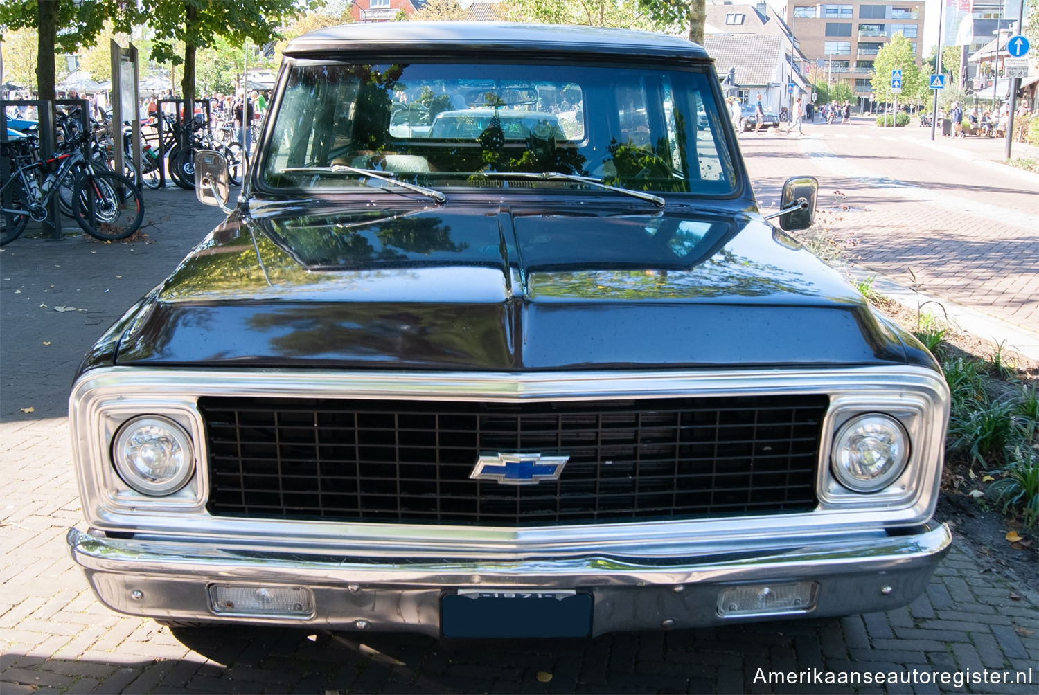 Chevrolet Suburban uit 1971