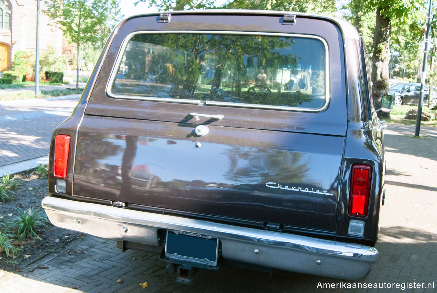 Chevrolet Suburban uit 1971