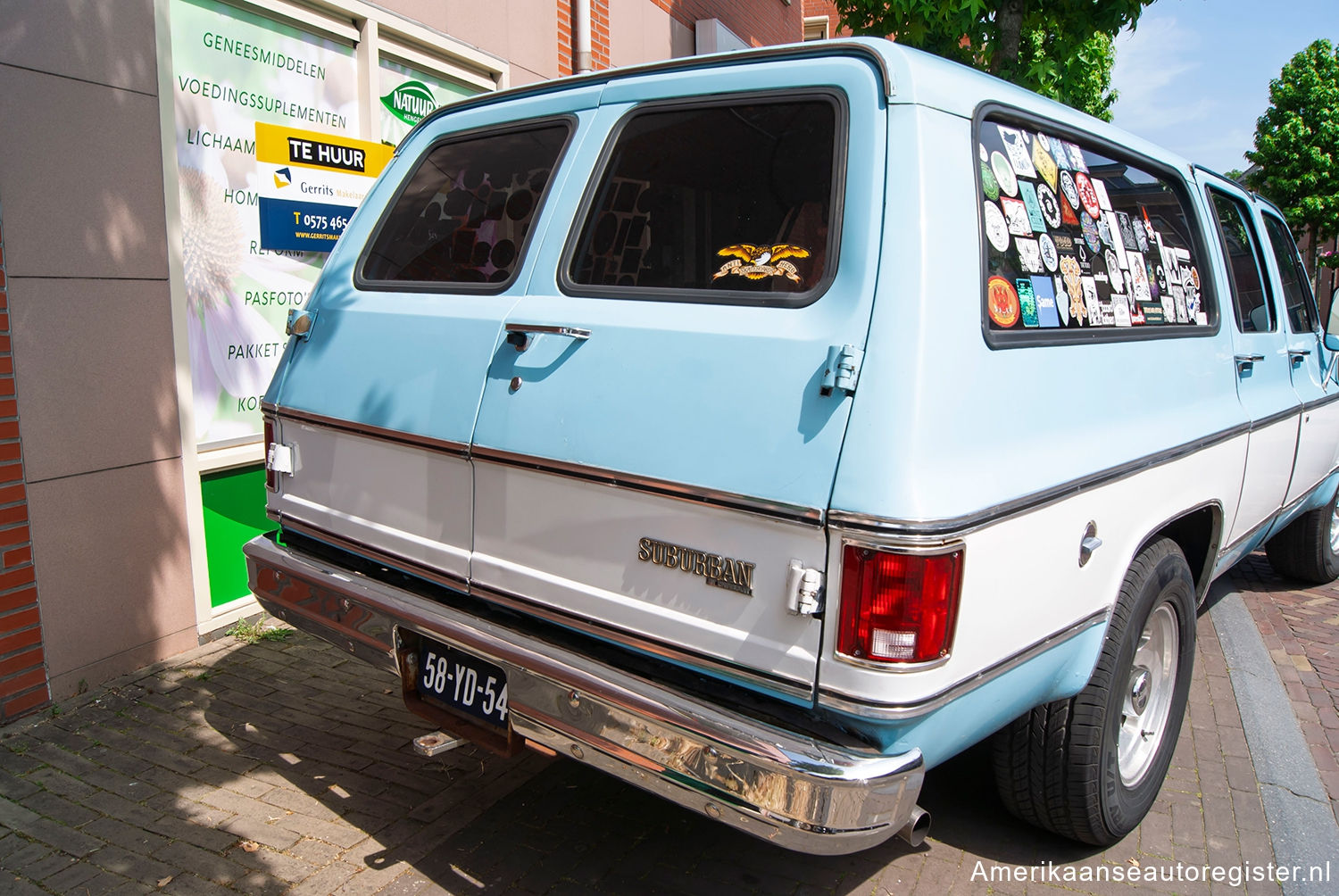 Chevrolet Suburban uit 1973