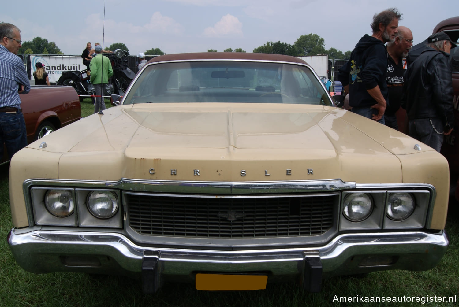 Chrysler Newport uit 1973