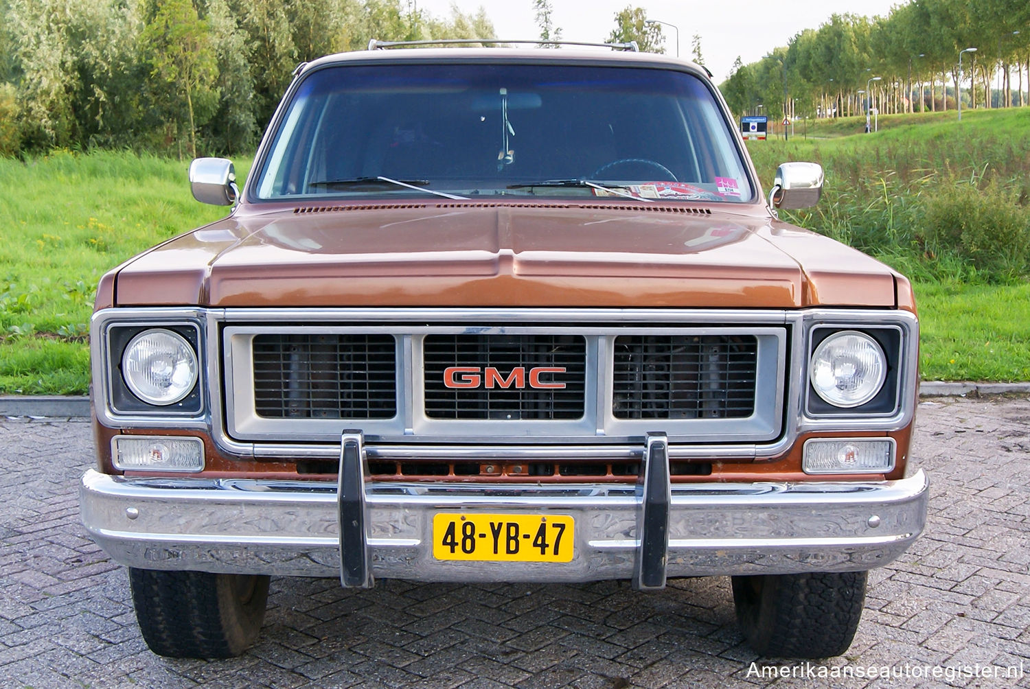 Gmc Suburban uit 1973