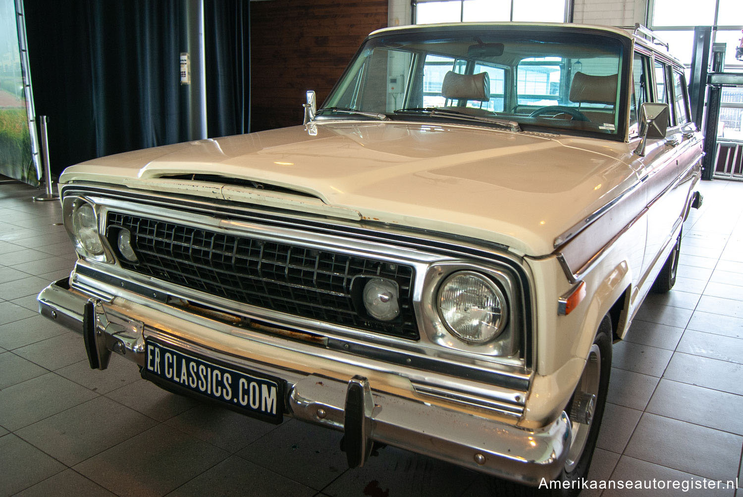 Jeep Wagoneer uit 1974